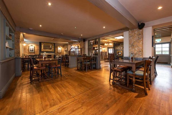 The Stamford Bridge Inn - a friendly pub for drinks and eating out in Tarvin, Chester